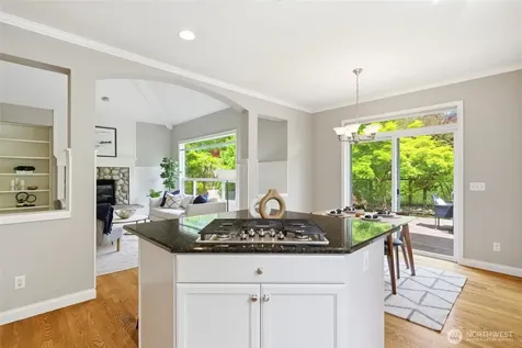 24923 NE 3rd Place Sammamish WA 98074