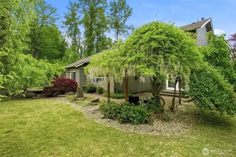 24923 NE 3rd Place Sammamish WA 98074