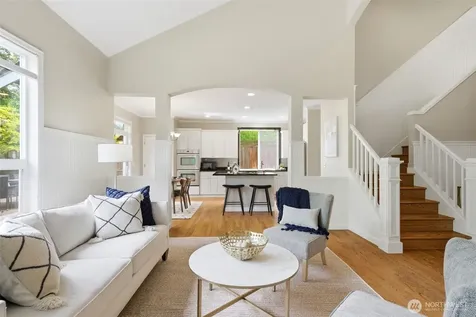 24923 NE 3rd Place Sammamish WA 98074