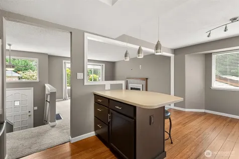 32007 226th Avenue SE Kent WA 98042