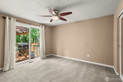 32007 226th Avenue SE Kent WA 98042