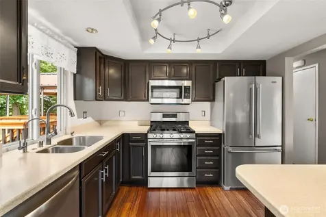 32007 226th Avenue SE Kent WA 98042