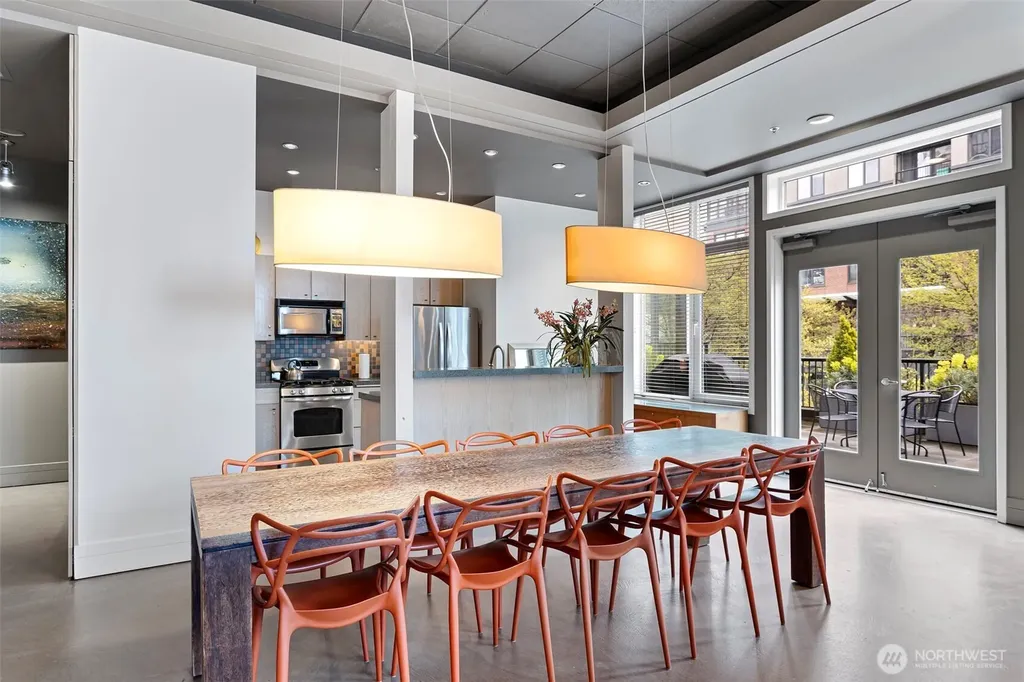 2801 1st Avenue Seattle WA 98121