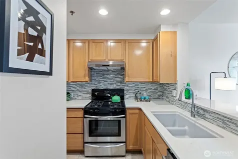 2801 1st Avenue Seattle WA 98121