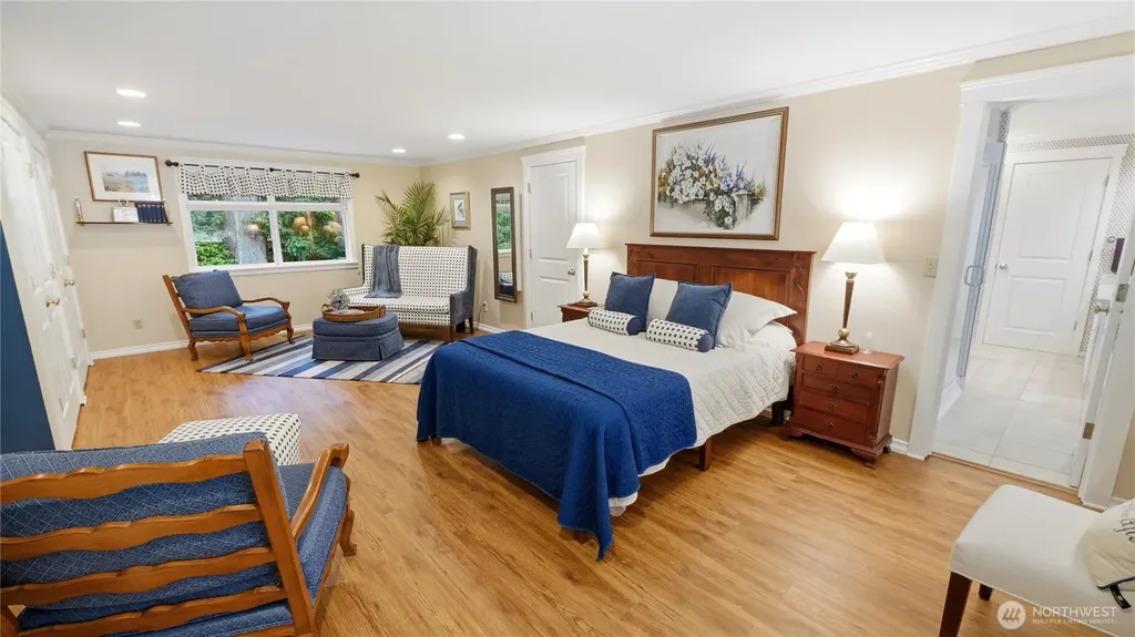 10506 Robin Hood Drive Edmonds WA 98020