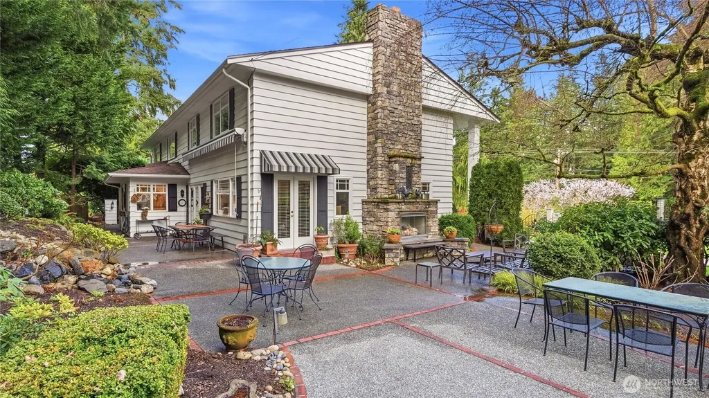 10506 Robin Hood Drive Edmonds WA 98020