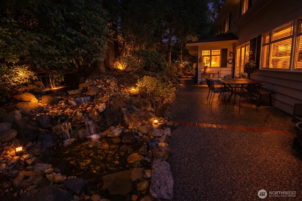10506 Robin Hood Drive Edmonds WA 98020