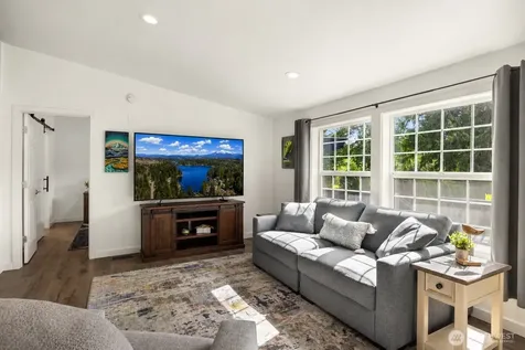 2711 S Lake Roesiger Road Snohomish WA 98290