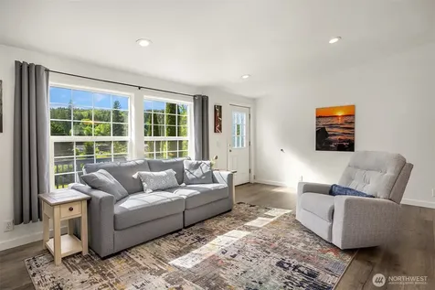 2711 S Lake Roesiger Road Snohomish WA 98290