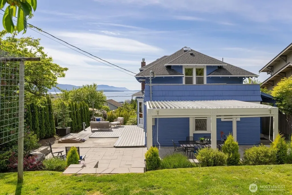 1015 14th Street Bellingham WA 98225