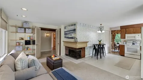2618 168th Place NE Bellevue WA 98008
