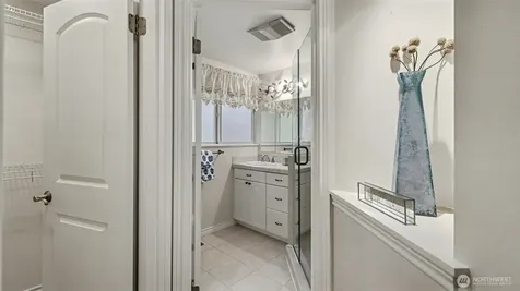 2618 168th Place NE Bellevue WA 98008