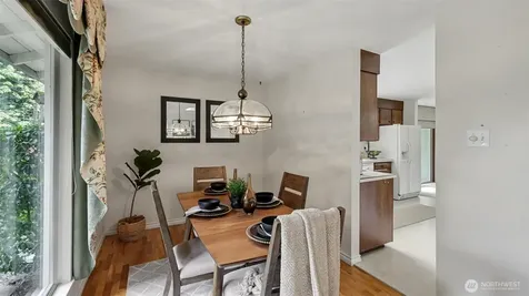 2618 168th Place NE Bellevue WA 98008