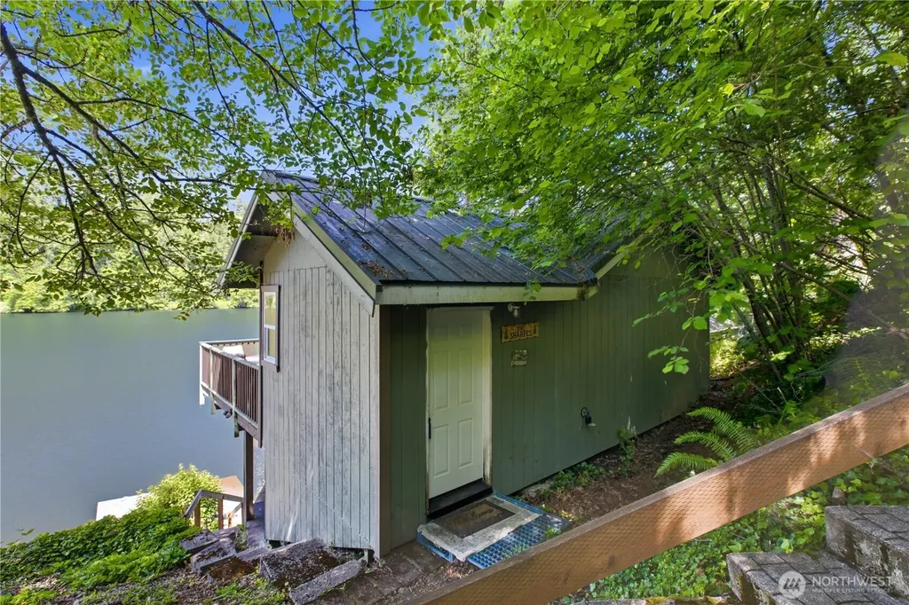 39420 Ski Park Road E Eatonville WA 98328