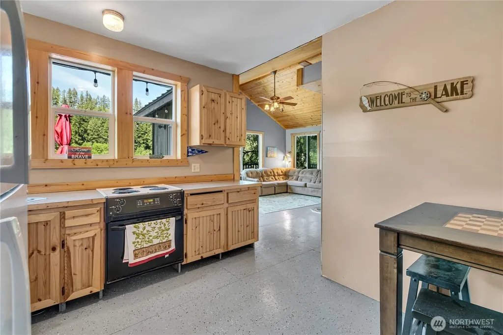 39420 Ski Park Road E Eatonville WA 98328