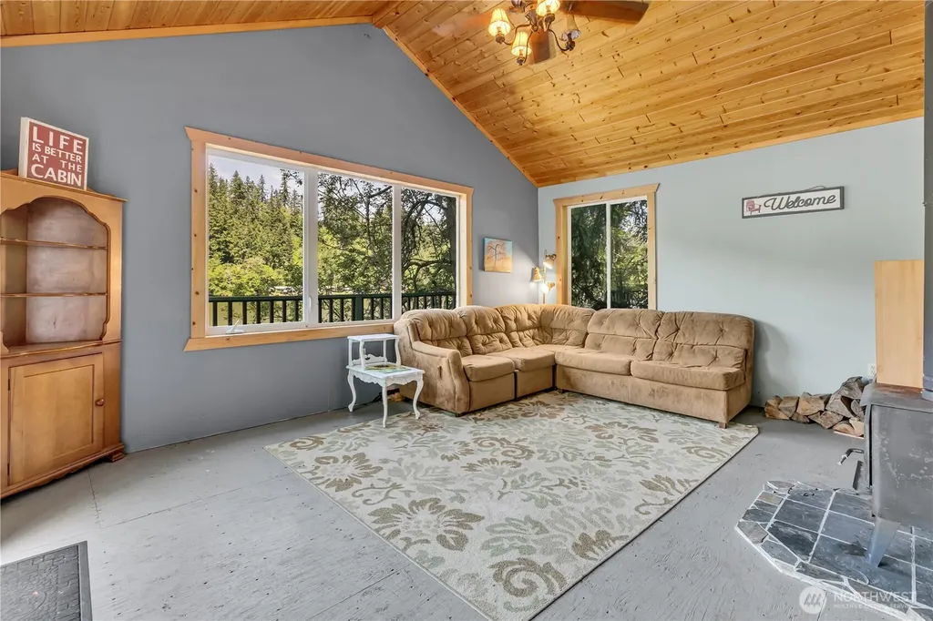39420 Ski Park Road E Eatonville WA 98328