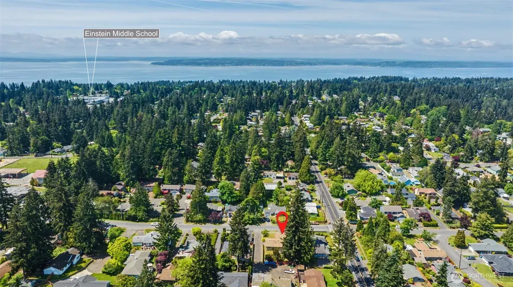 19922 Dayton Avenue N Shoreline WA 98133