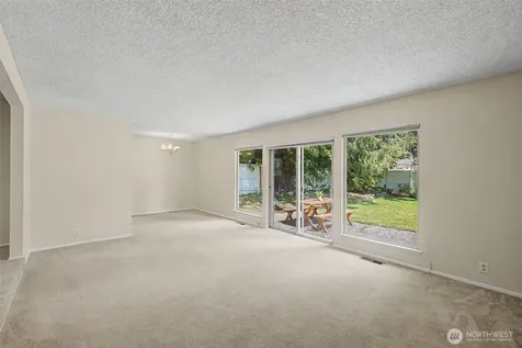 19922 Dayton Avenue N Shoreline WA 98133