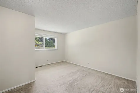 19922 Dayton Avenue N Shoreline WA 98133