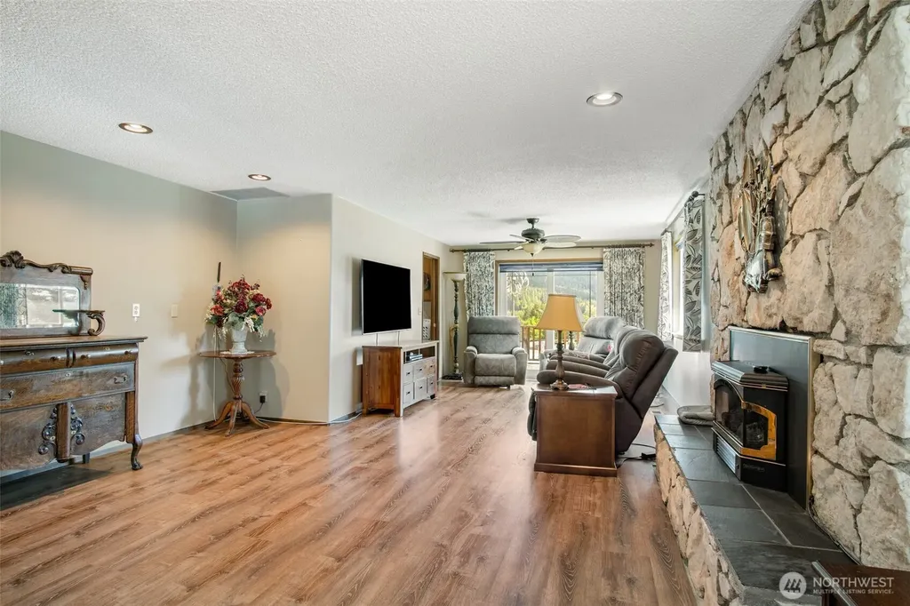 112 Alta Lane Packwood WA 98361