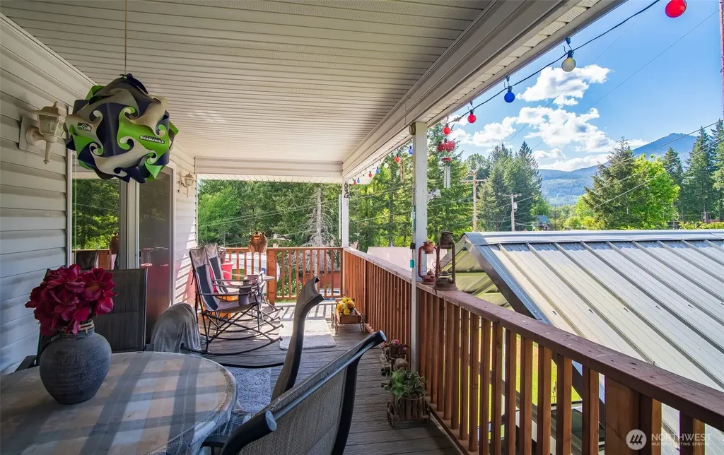 112 Alta Lane Packwood WA 98361