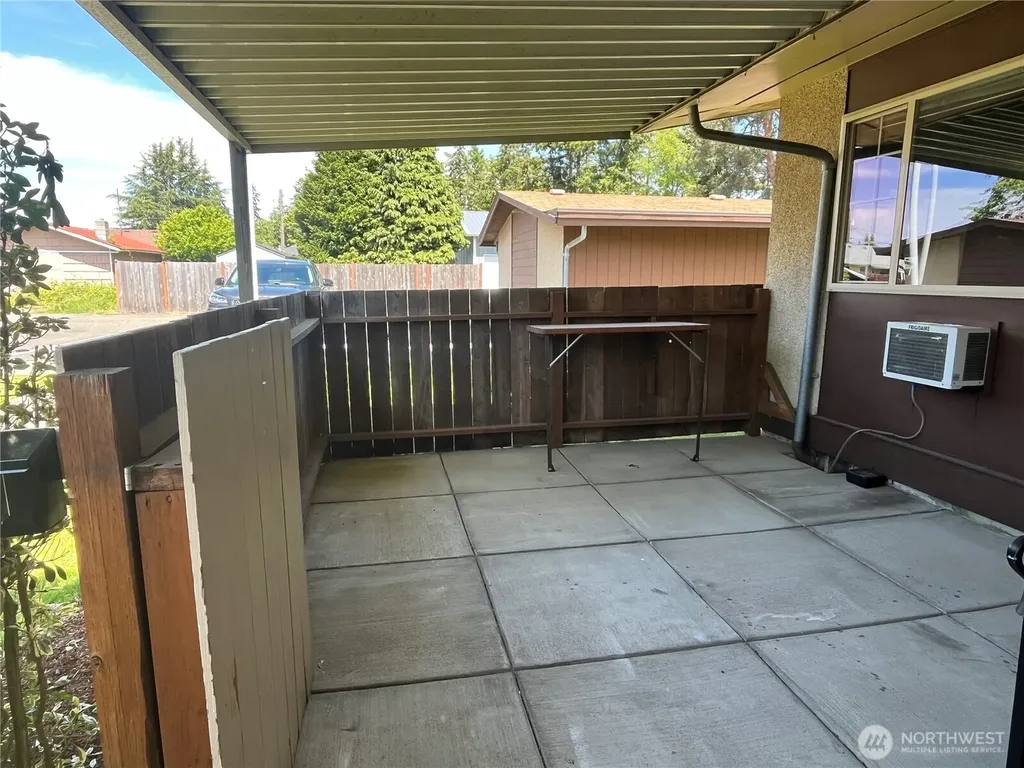 750 Marion Lane SE Puyallup WA 98372