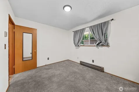 750 Marion Lane SE Puyallup WA 98372