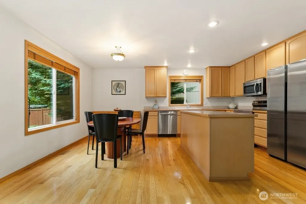 1811 53rd Loop SE Olympia WA 98501