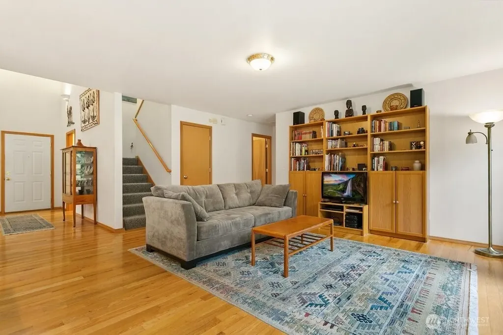 1811 53rd Loop SE Olympia WA 98501