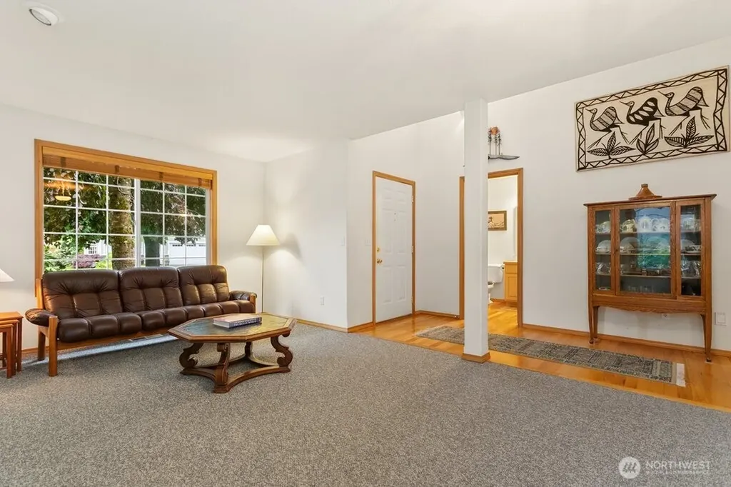 1811 53rd Loop SE Olympia WA 98501