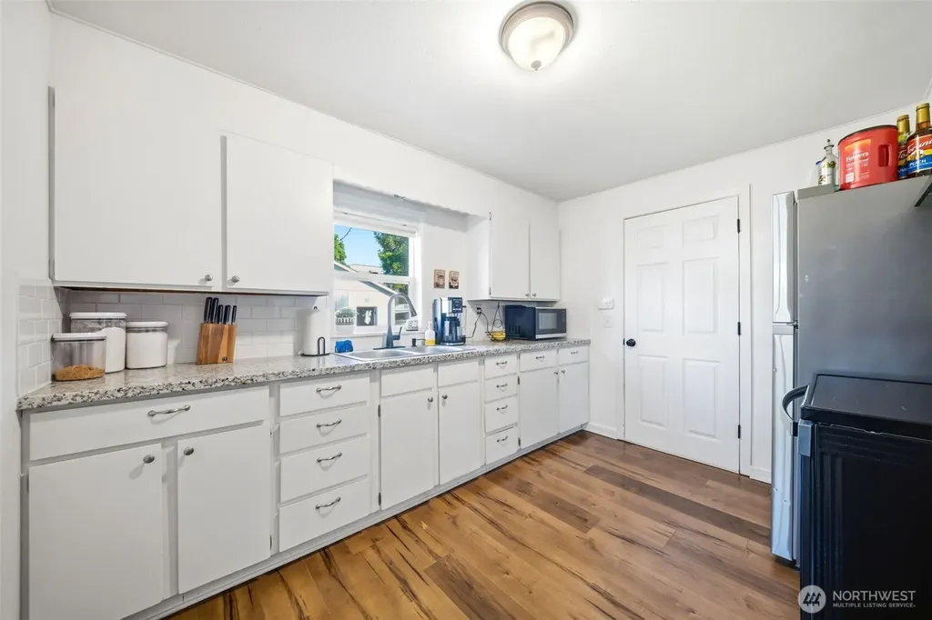 258 21st Avenue Longview WA 98632