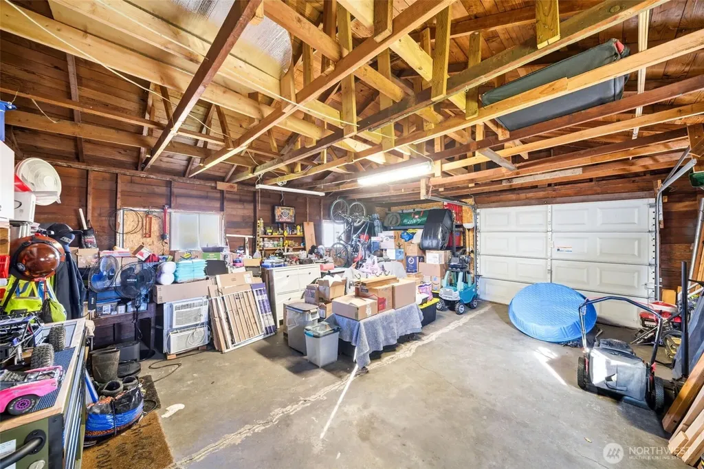 258 21st Avenue Longview WA 98632