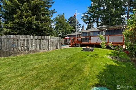 11224 74th Avenue E Puyallup WA 98373