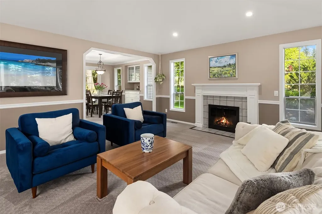 9244 215th Avenue NE Redmond WA 98053