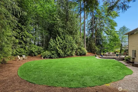 9244 215th Avenue NE Redmond WA 98053