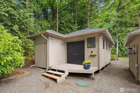 9244 215th Avenue NE Redmond WA 98053