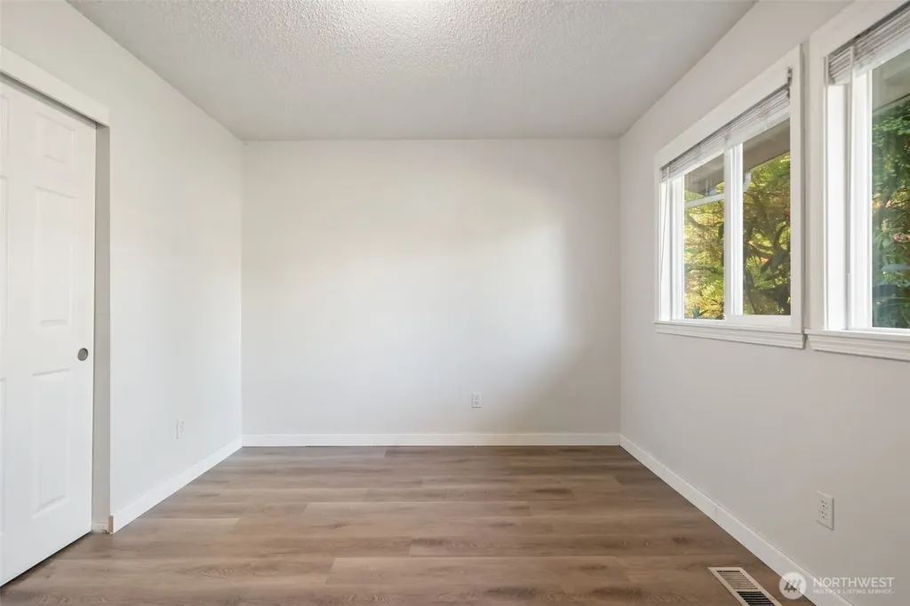 4202 79th Avenue W Tacoma WA 98466