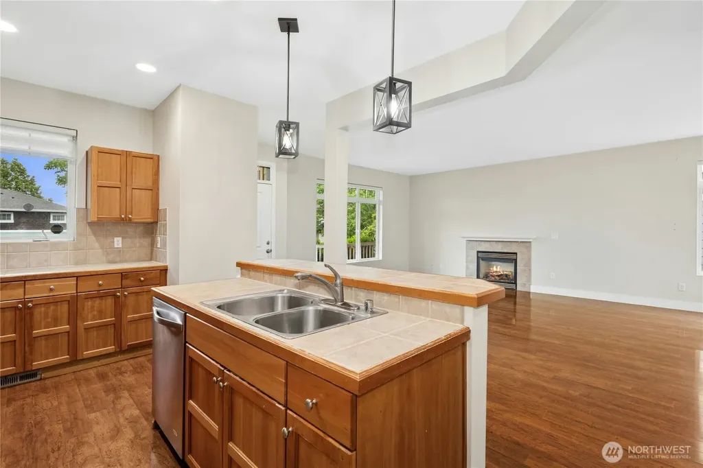 16918 Woodside Drive SE Renton WA 98058