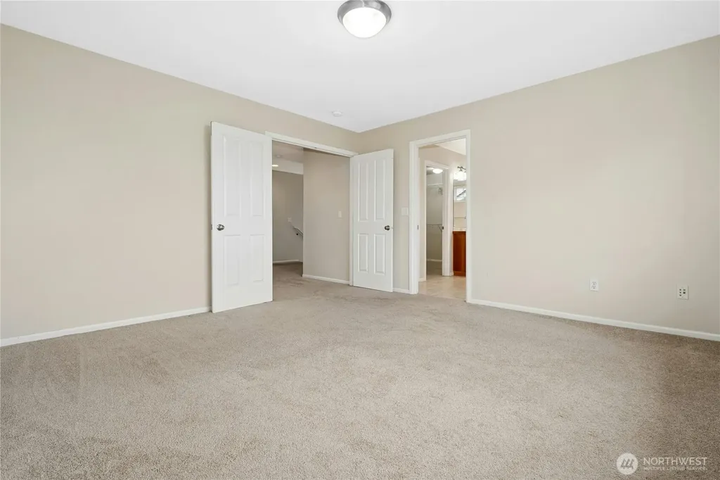 16918 Woodside Drive SE Renton WA 98058