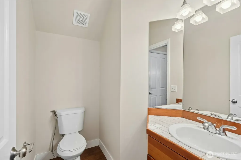 16918 Woodside Drive SE Renton WA 98058
