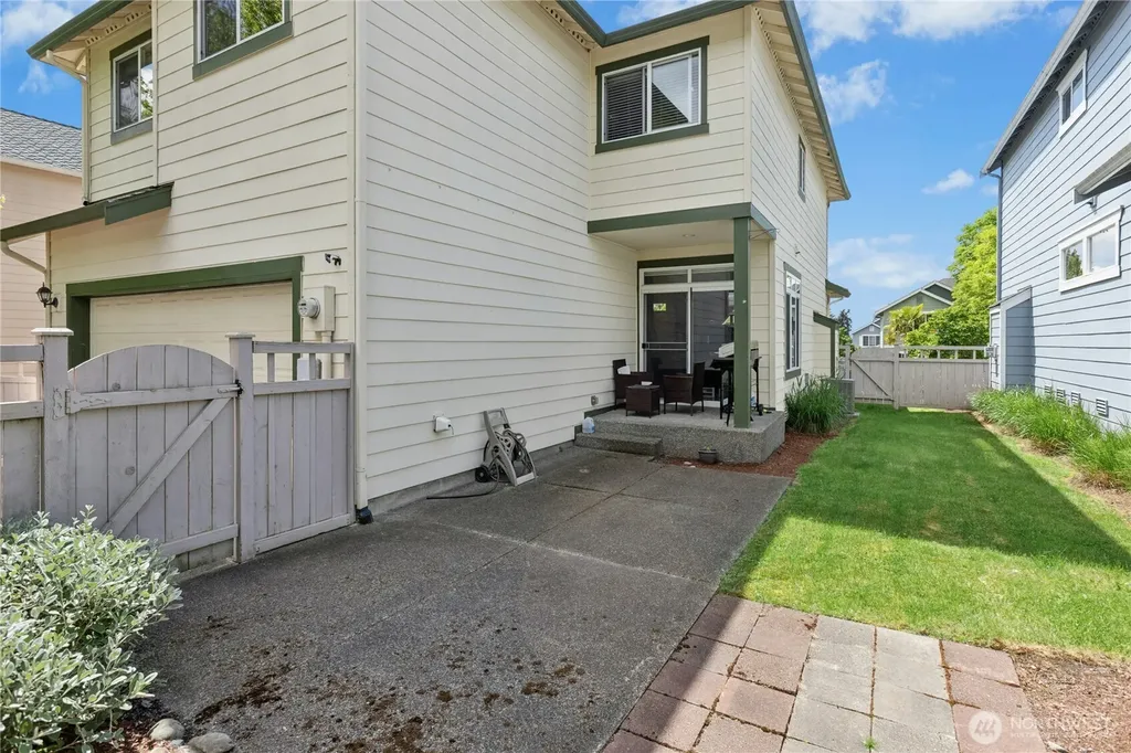 16918 Woodside Drive SE Renton WA 98058