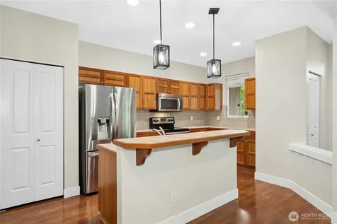 16918 Woodside Drive SE Renton WA 98058