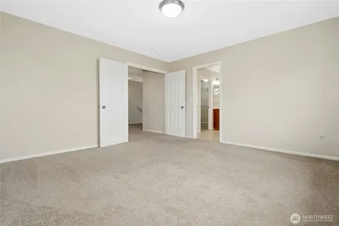 16918 Woodside Drive SE Renton WA 98058
