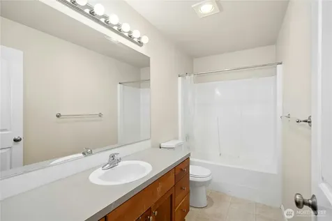 16918 Woodside Drive SE Renton WA 98058