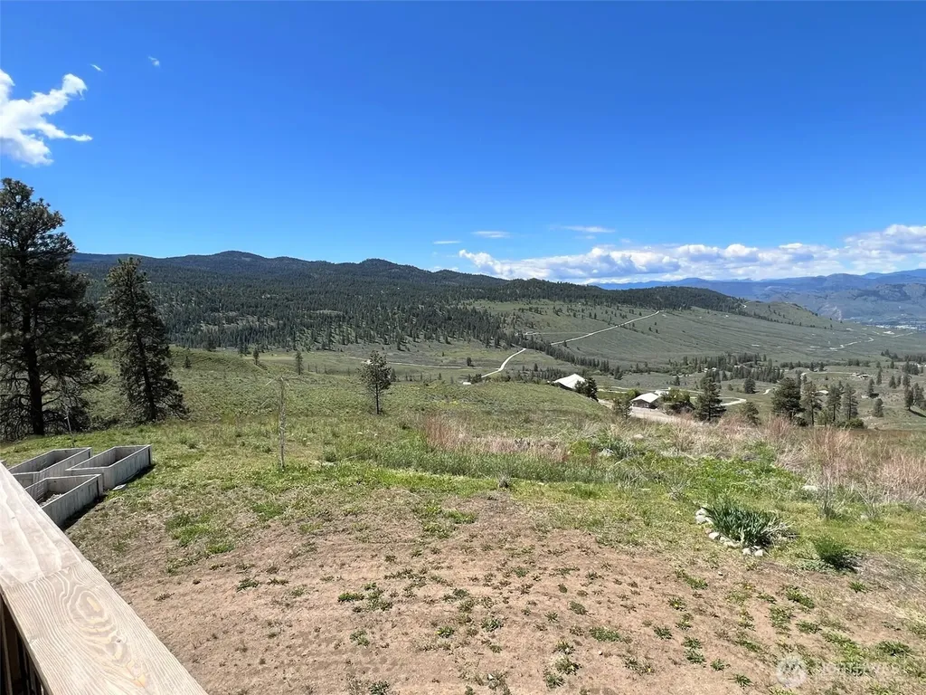 212 Nine Mile Road Oroville WA 98844