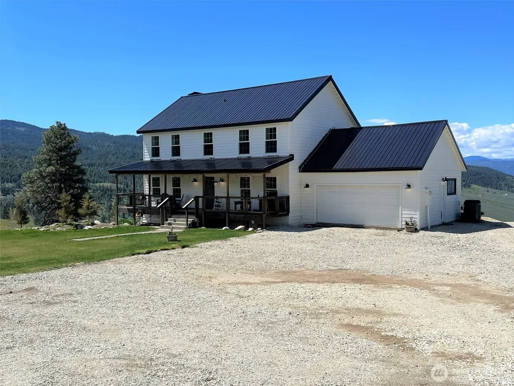 212 Nine Mile Road Oroville WA 98844
