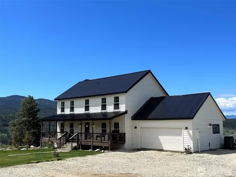 212 Nine Mile Road Oroville WA 98844