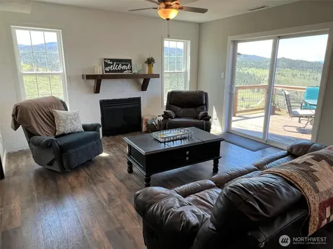 212 Nine Mile Road Oroville WA 98844