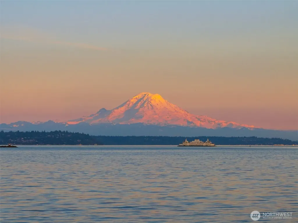 5128 Rockaway Beach Road NE Bainbridge Island WA 98110