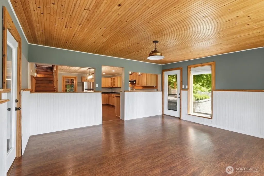 1943 W Hurley-waldrip Road Shelton WA 98584